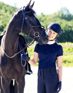 乗馬服装 ５つのスタイルについて 馬具 乗馬用品のサジタリアス