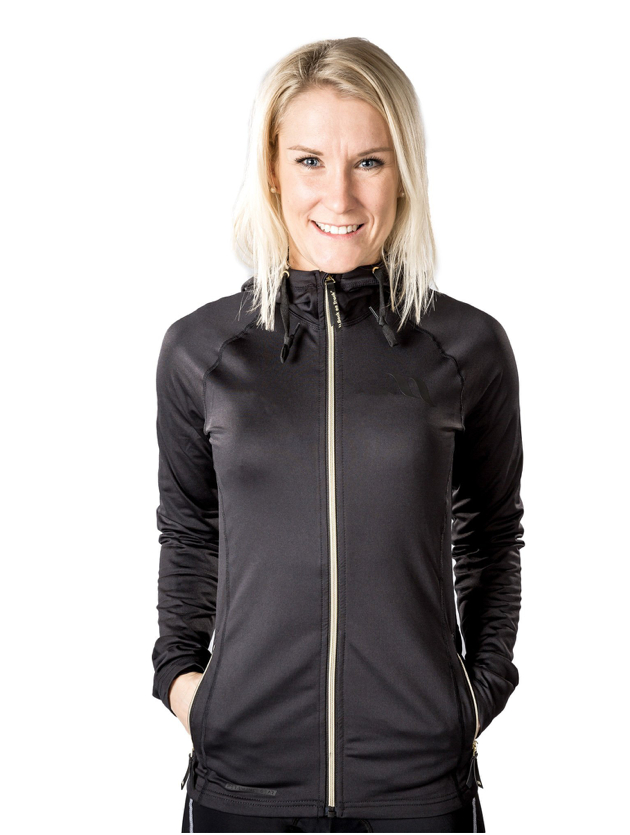 Back on Trackアリッサ・セラピックフーディ