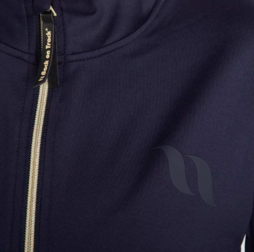 Back on Trackアシーナ・セラピックジャケット