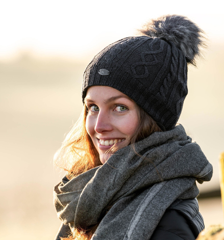 Back on Trackセラピック・ローズキャップ